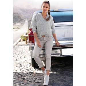 KENSIE Stretch Pale Gray Ankle Jeans